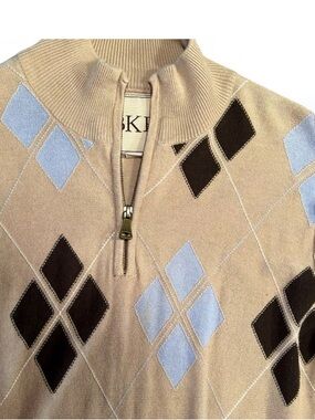 BKE Beige Argyle Half-Zip Sweater with Blue and Dark Brown Diamonds